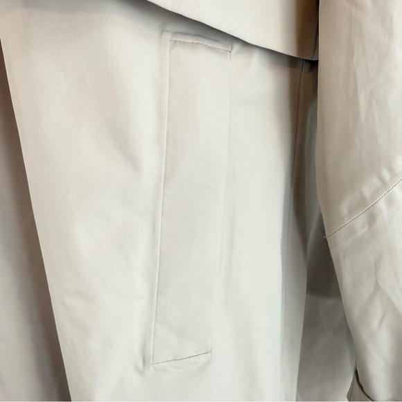 Athleta Edgewater Light Khaki Hooded Rain Jacket - Picture 7 of 16